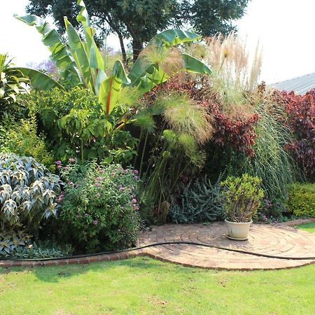 Sarum Lodge Harare Exterior foto