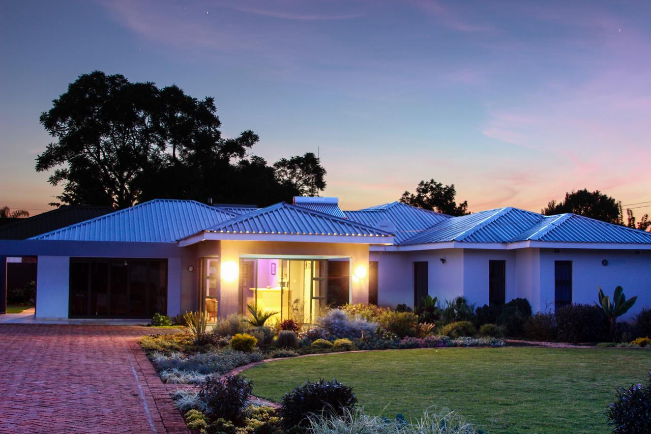 Sarum Lodge Harare Exterior foto